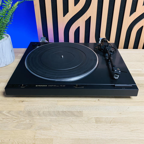 Pioneer PL-225 Stereo Turntable