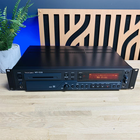 Tascam MD-02B Professional MiniDisc Recorder