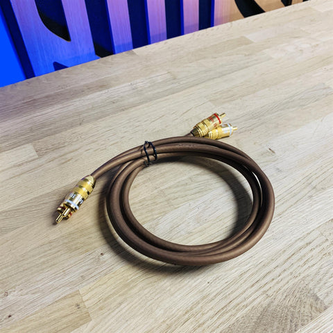 Van Den Hul The D-300 III Hybrid (Halogen Free) 0.8m (Pair)