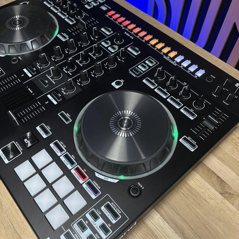 Roland DJ-505 DJ Controller