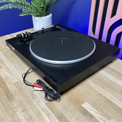 Dual CS-430 Auto Return Belt Drive Turntable