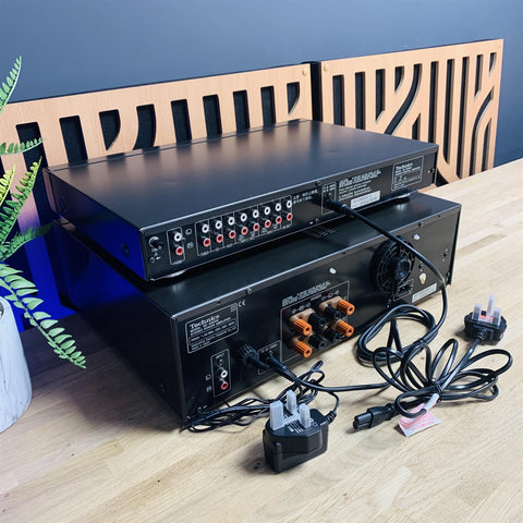 Technics SU-C800 Stereo Control Amplifier and Technics SE-A900S Stereo Power Amplifier