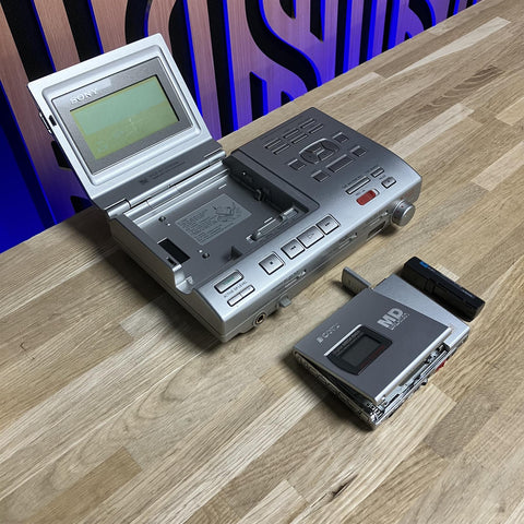 Sony MZS-R5ST Portable Minidisc Dock Station Recorder