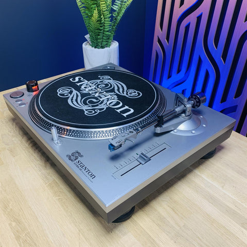 Stanton STR8-50 DJ Turntable