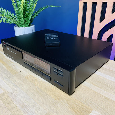 Rotel RCD-865 CD Player with Remote