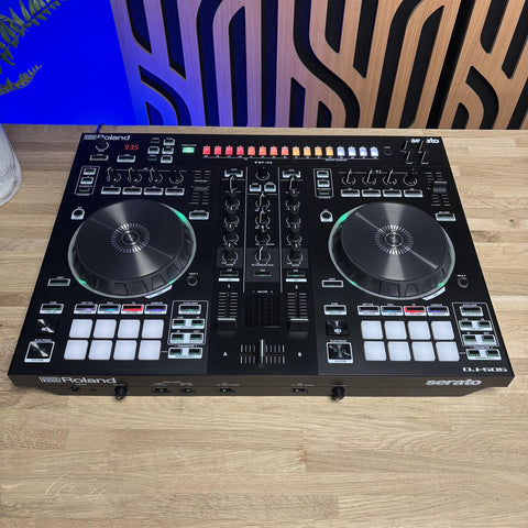 Roland DJ-505 DJ Controller