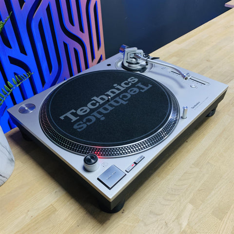 Technics SL-1200 MK7 Direct Drive DJ Turntable