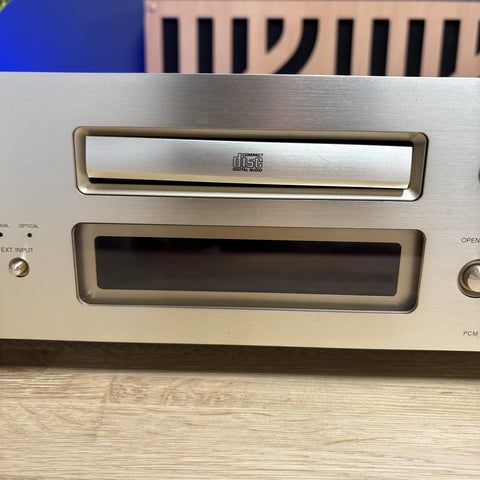 Denon DCD S10 CD Player Gold