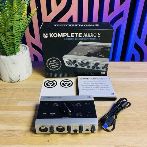 Native Instruments Komplete Audio 6