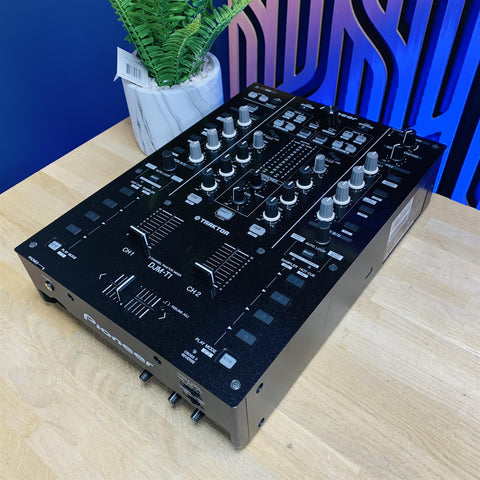 Pioneer DJM-T1 Traktor Scratch 2 Channel DJ Mixer With Control Vinyl & CDs