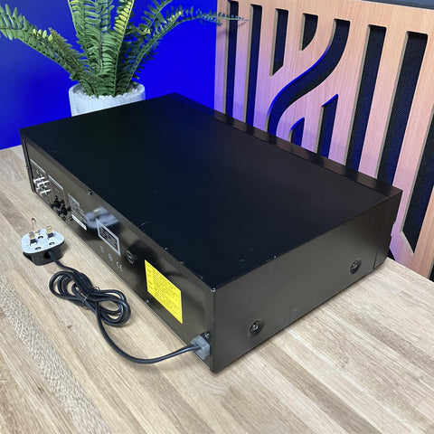 Yamaha CDR-D651 CD Player/ Recorder Inc Remote
