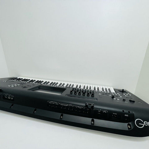Yamaha Genos Keyboard