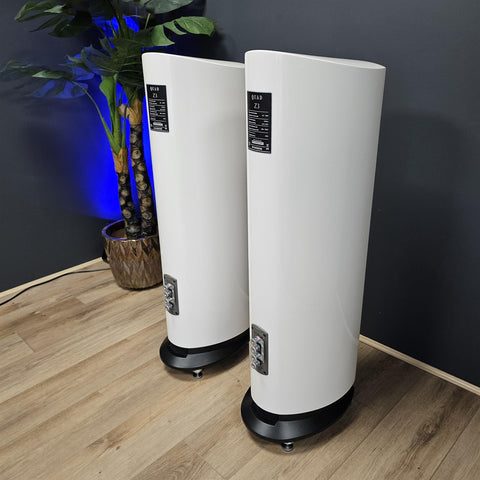 Quad Z-3 Floor Standing Speakers (Piano White)