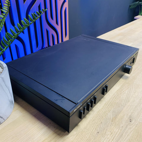Arcam Delta 60 Integrated Amplifier