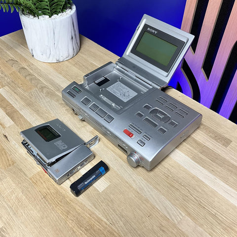 Sony MZS-R5ST Portable Minidisc Dock Station Recorder