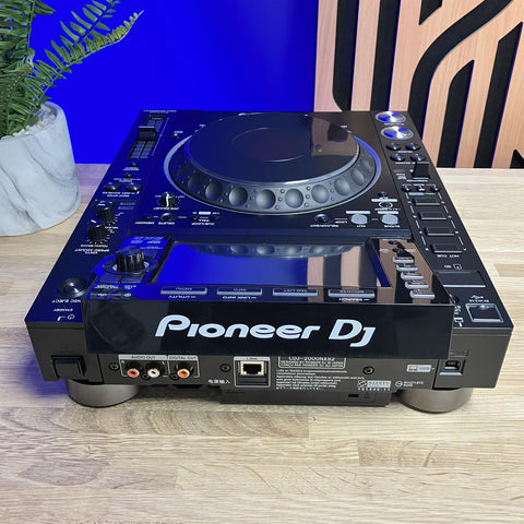 Pioneer DJ CDJ-2000 NXS2 Professional Multi Player With Decksaver