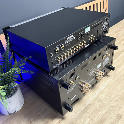 Rotel RC-1090 Preamplifier & RB-1090 power Amplifier Package