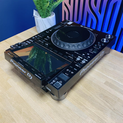 Pioneer CDJ-3000 Professional DJ Multi Player
