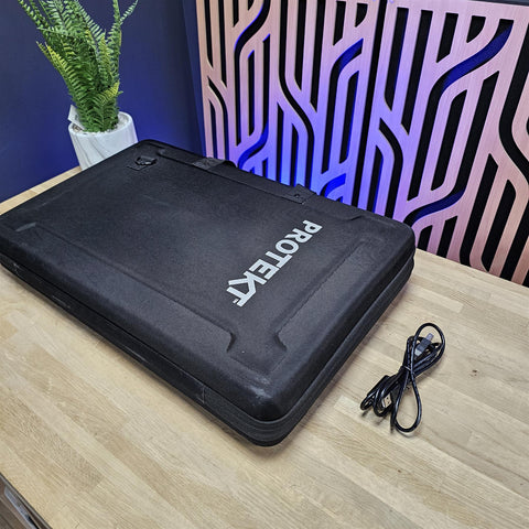 Pioneer DJ DDJ-SR2 2-Channel Controller & Soft Carry Case
