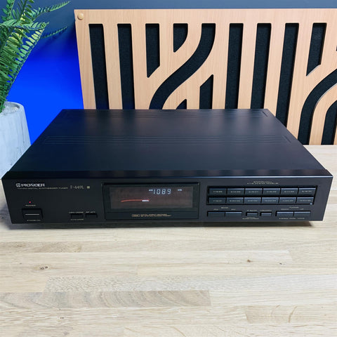 Pioneer F-449L Tuner