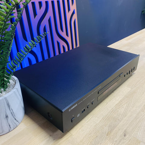 Yamaha CD-S300 CD Player Inc Remote