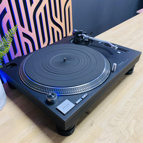 Technics SL-1210 GR Grand Class Direct Drive Turntable