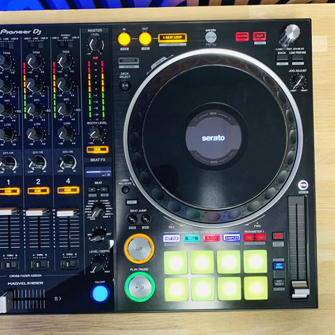 Pioneer DDJ-1000SRT 4-Channel Serato DJ Controller with Deck Saver + Carry Case