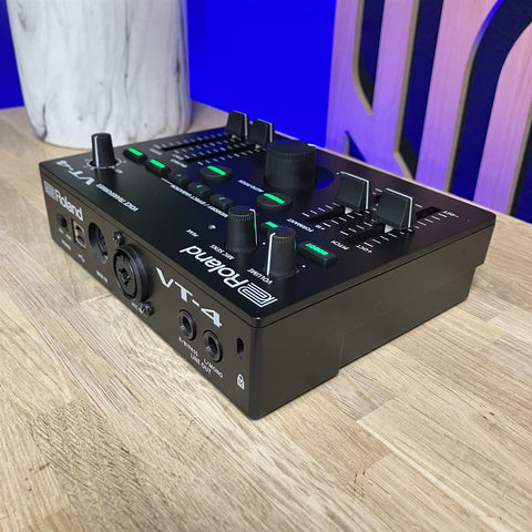 Roland VT-4 Voice Transformer Vocal Effects Unit
