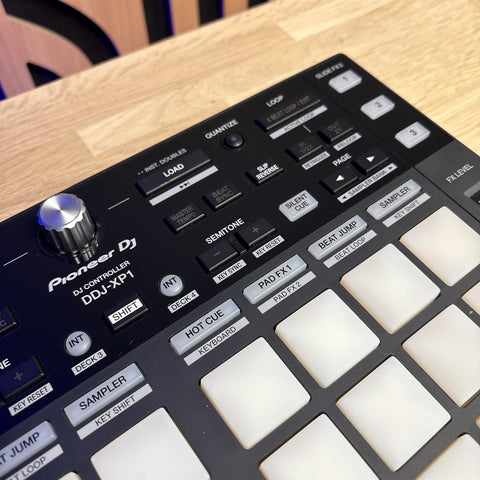Pioneer DDJ-XP1 Controller