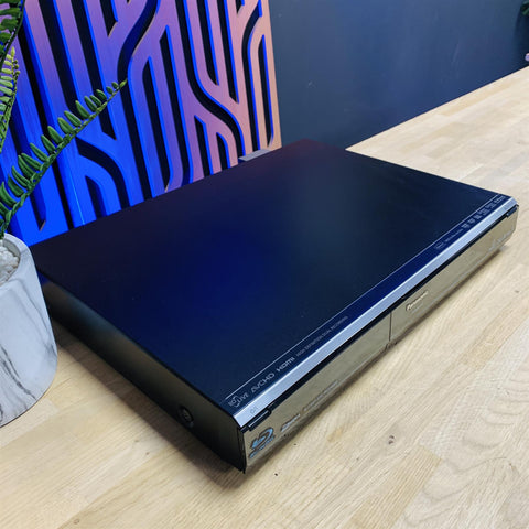 Panasonic DMR-BS750 Blu-Ray Recorder Inc Remote