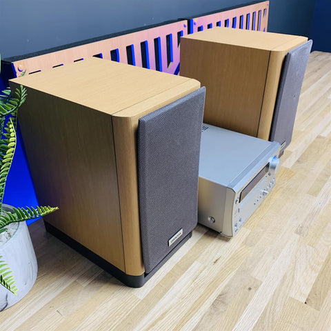 Onkyo CR-515DAB CD Player Stereo Receiver With D-N9BX Speakers