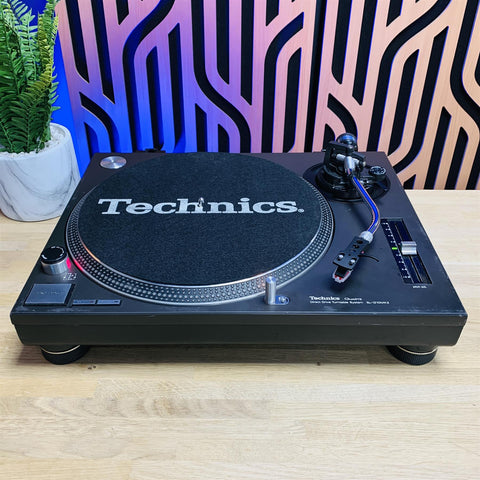 Technics SL1210 MK2 Direct Drive DJ Turntable