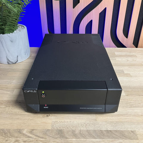 Cyrus 8 Power Amplifier Mono / Stereo