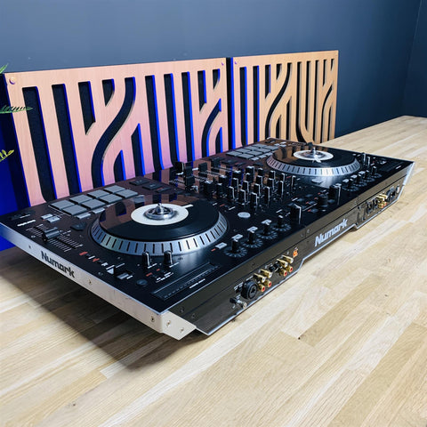 Numark NS7II 4-Channel Motorised Serato DJ Controller w/ DeckSaver