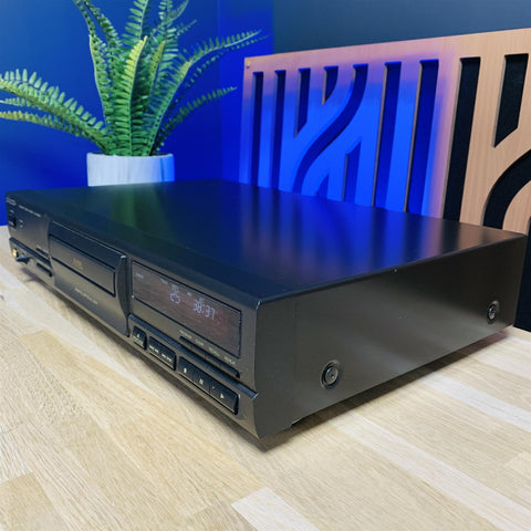 Technics SL-PG490 CD Player