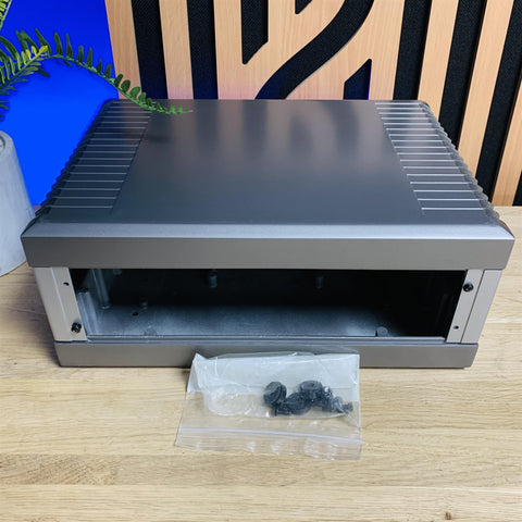 QUAD 909 Power Amplifier Chassis