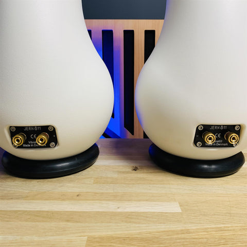 Jern 11 Cast-Iron Bookshelf Speakers (Pair)