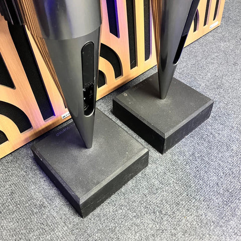 Bang & Olufsen Beolab 8000 Speaker (Pair)
