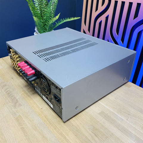 Arcam AVR200 Surround Sound AV Receiver Amplifier