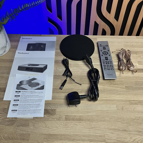 Technics SA-C600 CD Receiver & SB-C600 Speakers