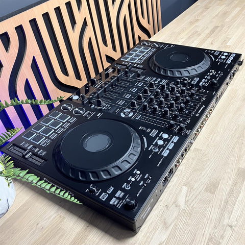 Pioneer DJ DDJ-FLX10 4 Channel Serato Rekordbox Controller With Pioneer Carry Case