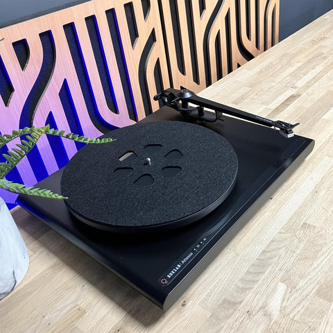 Roksan Attessa Turntable Black