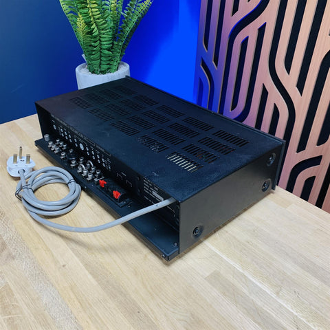 NAD 3020 Stereo Amplifier