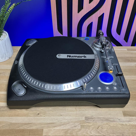 Numark TTX 1 Direct Drive High Torque DJ Turntable
