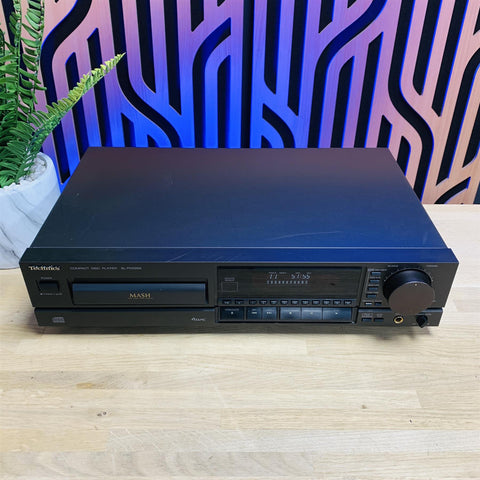 Technics SL-PG520A CD Player With Remote Control