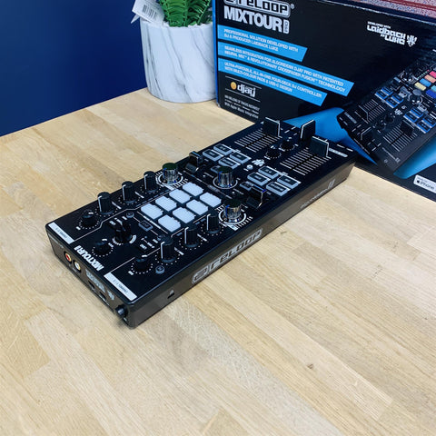 Reloop Mixtour Pro DJAY Pro DJ Controller