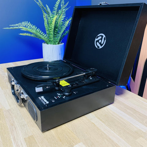 Numark PT01 Touring Portable USB Turntable