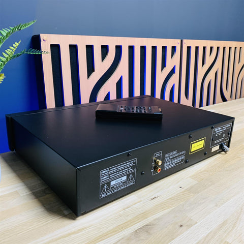 Rotel RCD-865 CD Player with Remote