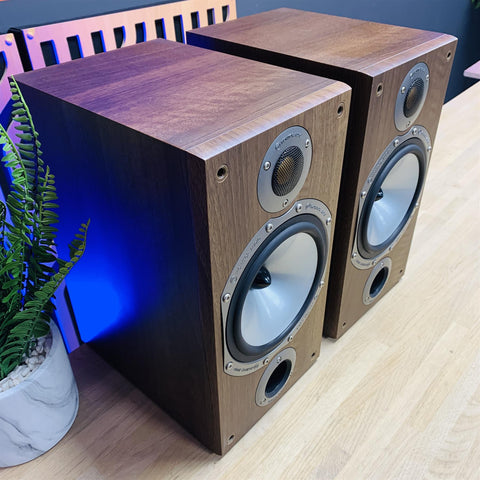 Monitor Audio Bronze BR-2 Bookshelf Speakers (Walnut)