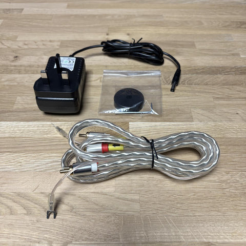 Pro-ject X1 B Turntable